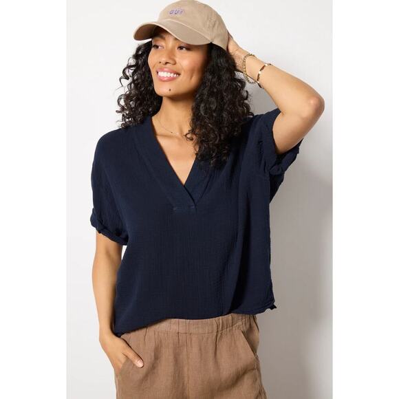 XiRENA Tops - Xirena Avery Cotton Top in North Star Navy Blue Gauze Muslin